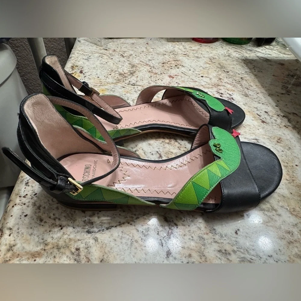 Moschino Cheap and Chic RARE Snake Sandals Women’s Size IT 36 US 6 Green Black